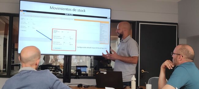 Capacitación Telemedición Pump Control Capacitación sobre instalación y configuración del sistema de telemedición TANK Black